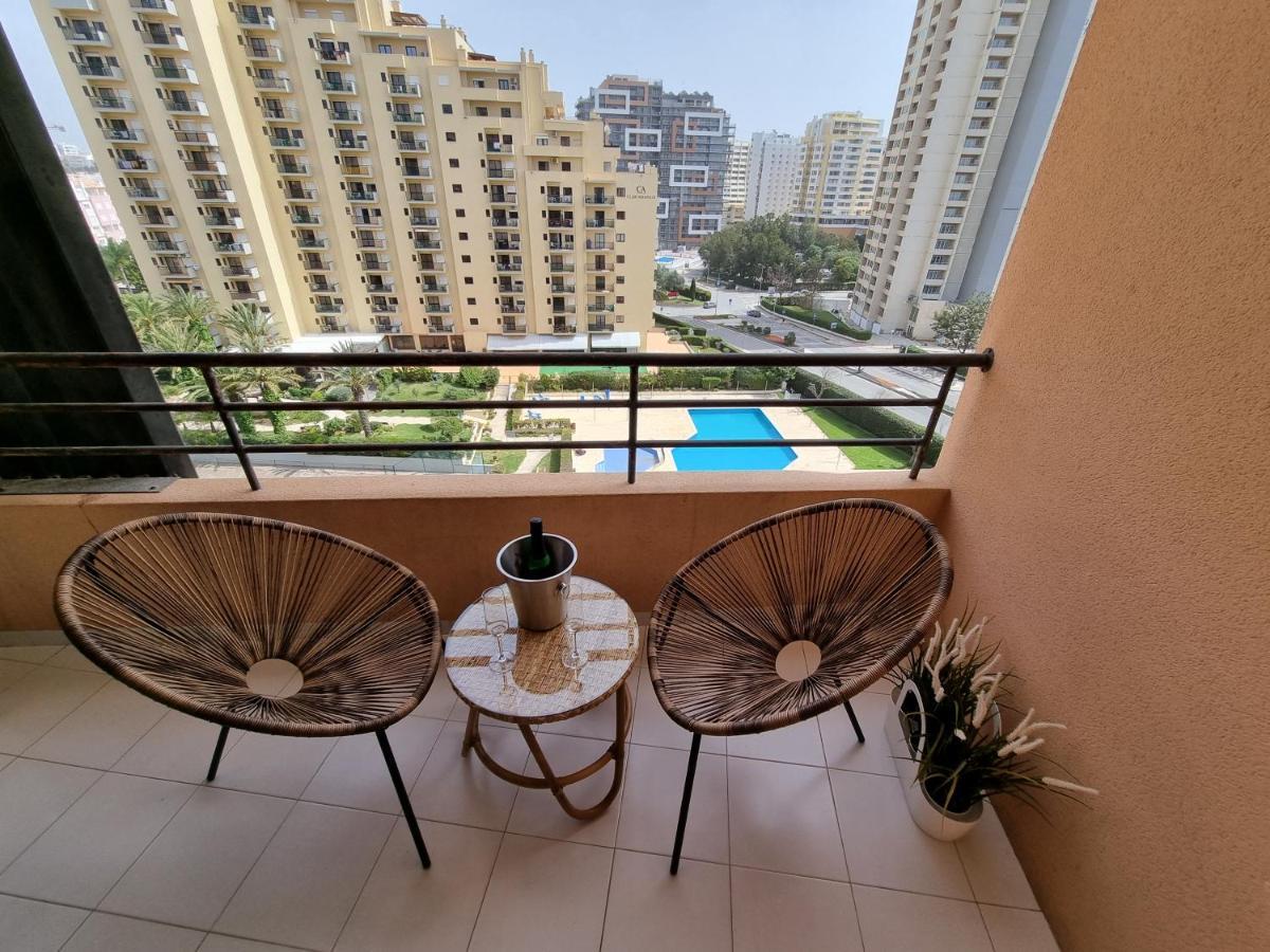 Apartamento Encantador Com Piscina Aquecida ポルティマン エクステリア 写真